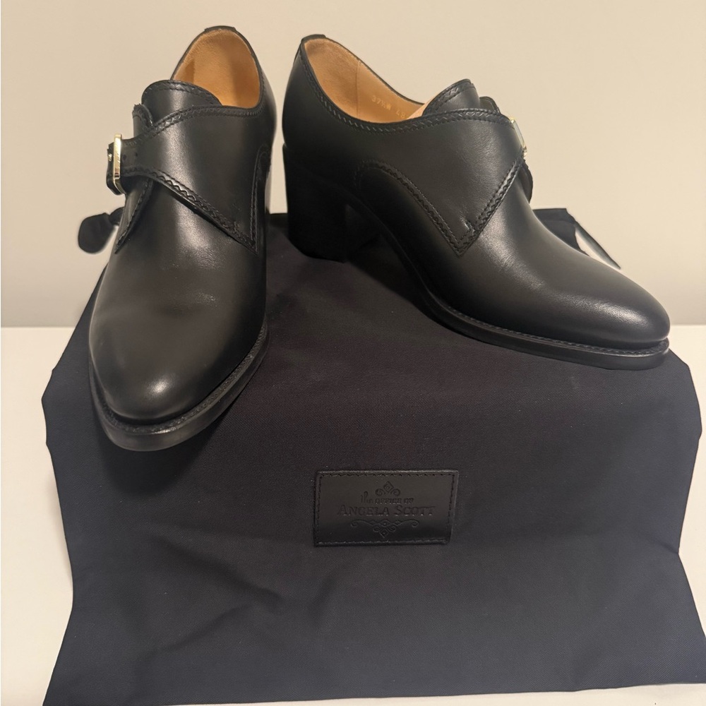 The Office of Angela Scott - Black leather Miss Brooke wide 37.5